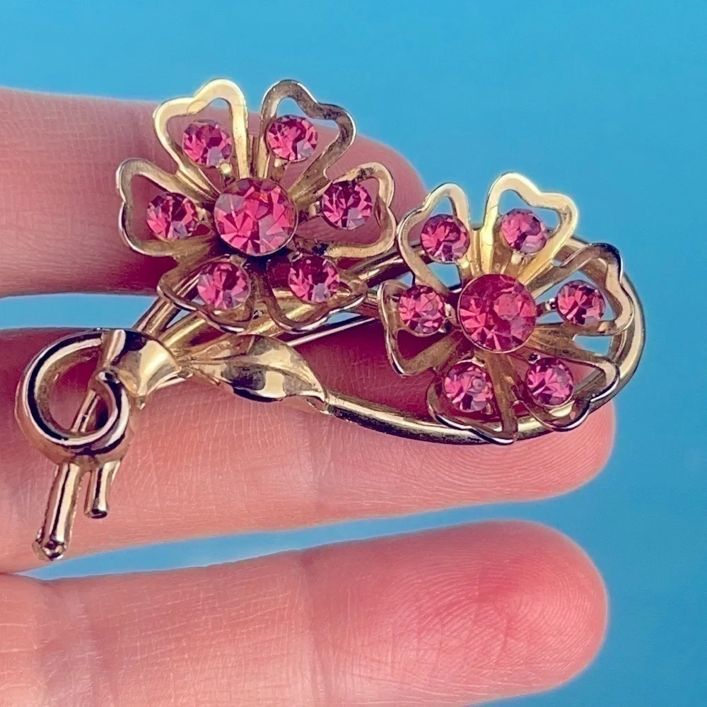 Vintage CORO 1950s Pink Rhinestone Floral Demi-Parure Brooch Earrings Set